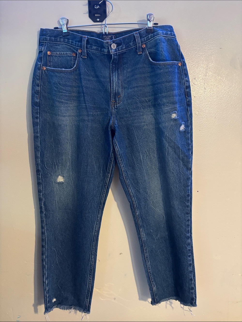 Abercrombie & Fitch Distressed Dark Blue Women's Jeans
